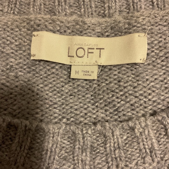 Loft Gray Women's Sweater - Picture 5 of 8